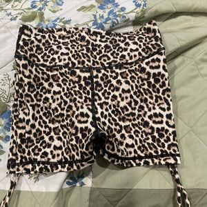 Zyia leopard scrunchy shorts